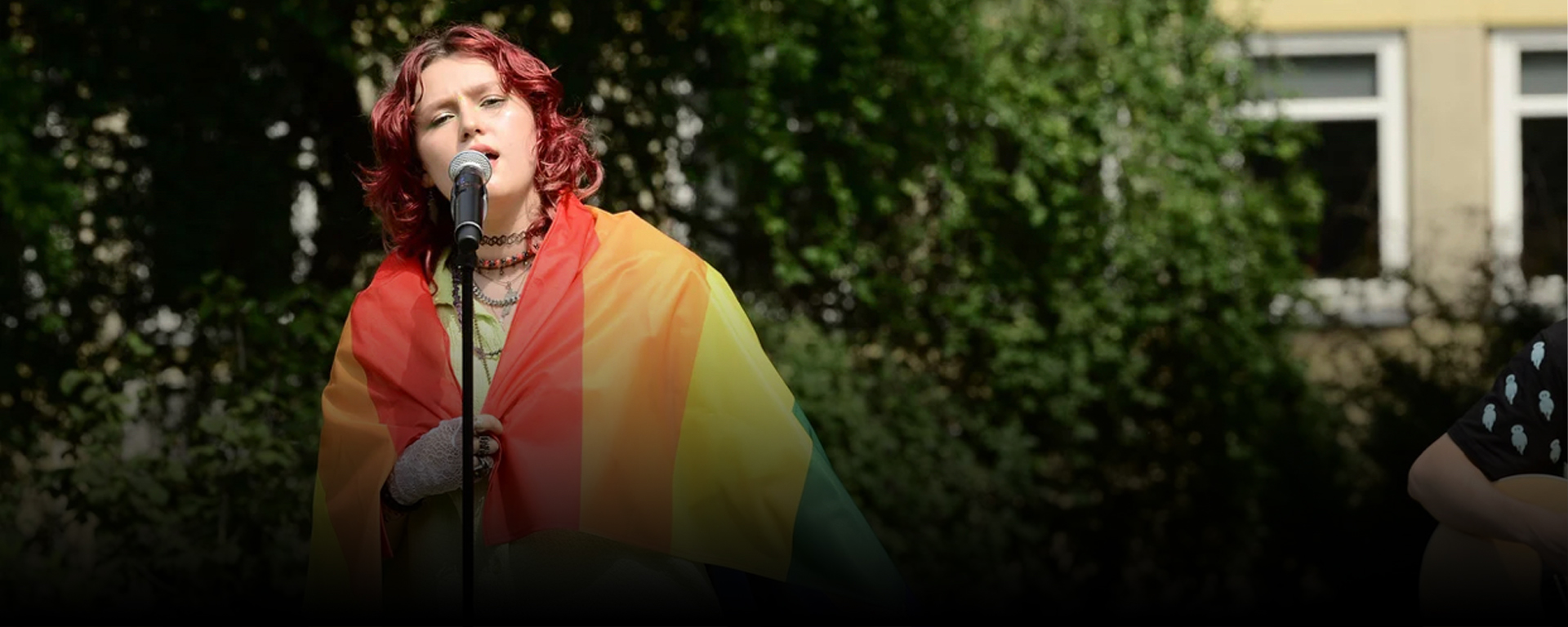 Po slovenskej speváčke Karin Ann vyjadrili podporu LGBTQ+ komunite v Poľsku aj svetové hviezdy Melanie C a Black Eyed Peas.
