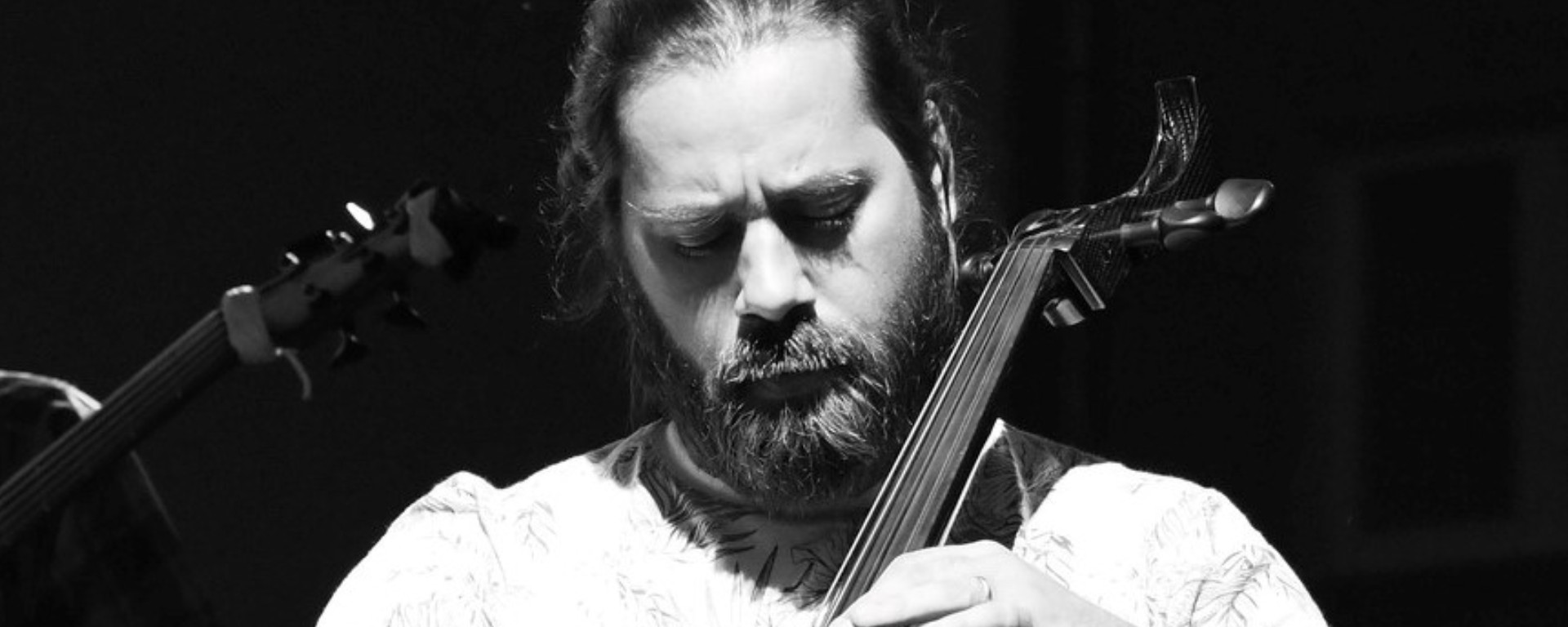 Matej Tkáč - hrával pre Janu Kirschner aj Paru, teraz vydáva svoj debutový album.